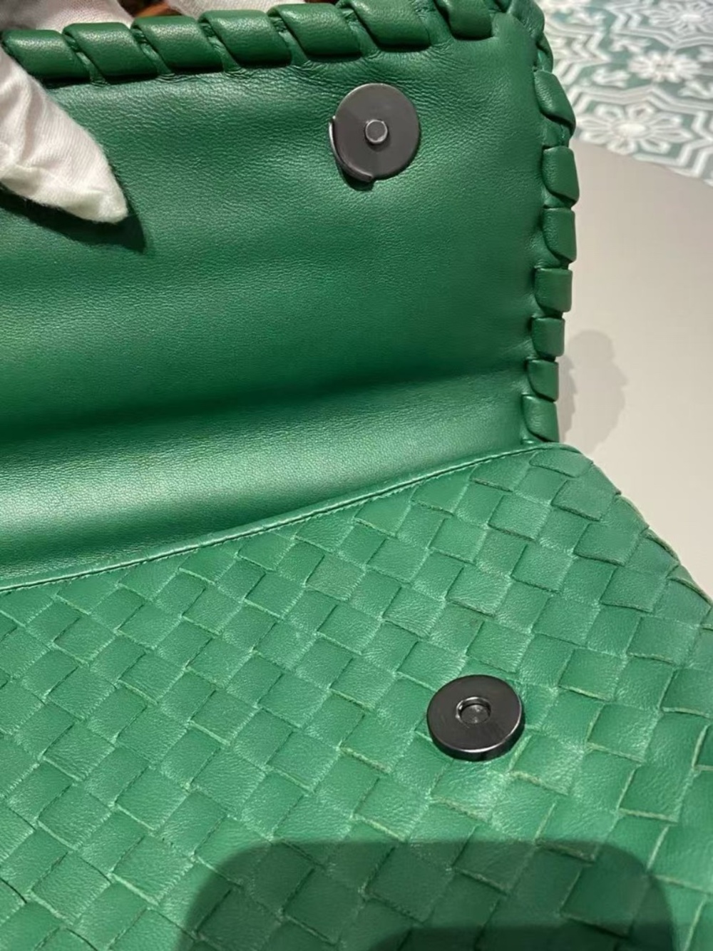 N16 Slightly Used Bottega Veneta Green Woven Leather Shoulder Chain Bag - Picture 8 of 14